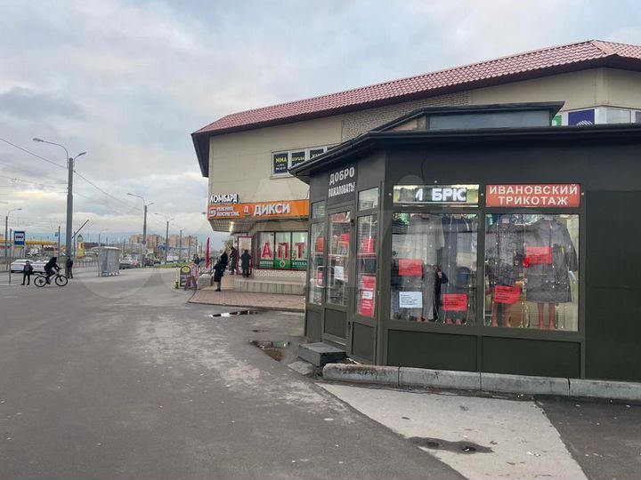 Торговая площадь, 16 м²