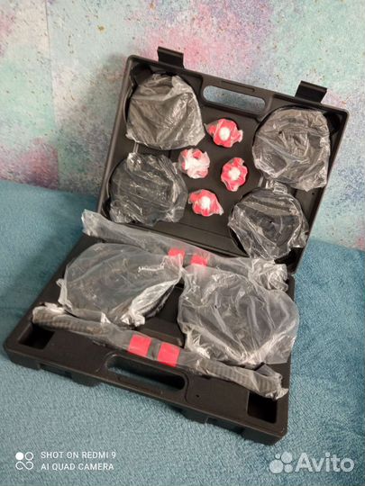 Стальные, разборные гантели по7.5кг+7.5кг в кейсе