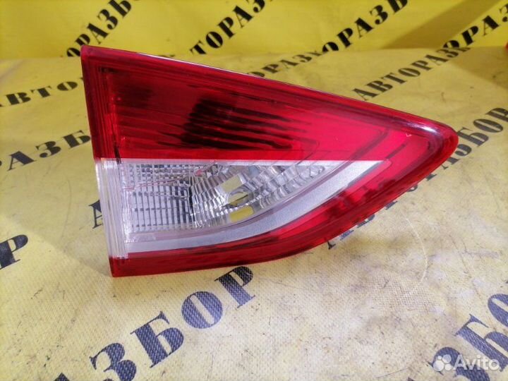 Фонарь задний левый внутренний Ford Kuga 2012-2019
