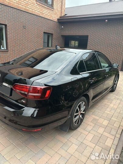 Volkswagen Jetta, 2017