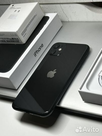 iPhone 11, 256 ГБ