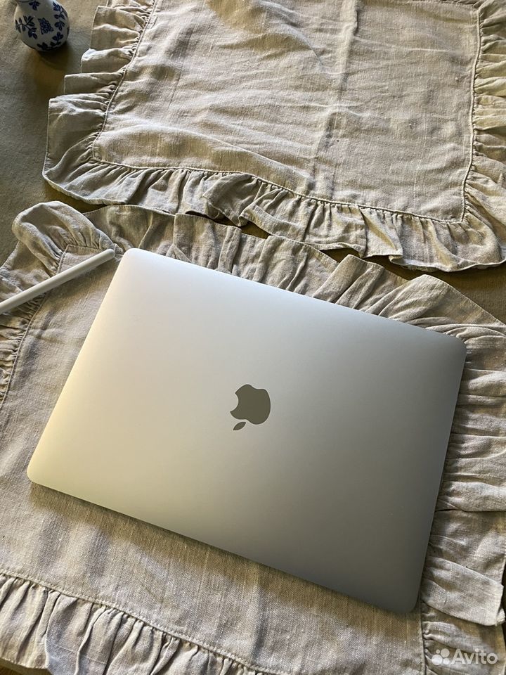 Apple macbook air i5 2019 256gb