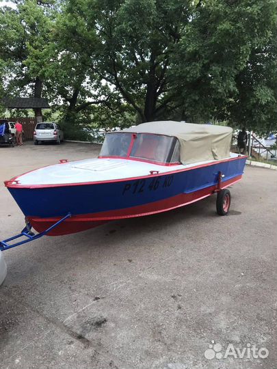 Продам лодку Прогресс 2 с мотором Yamaha 50