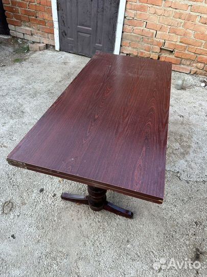 Журнальный стол