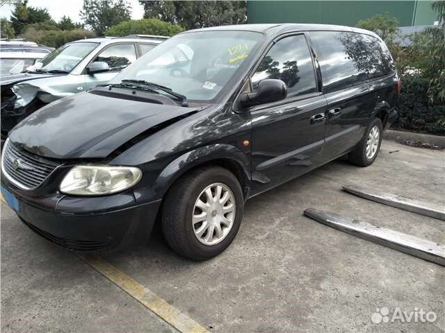 Разбор на запчасти Chrysler Voyager