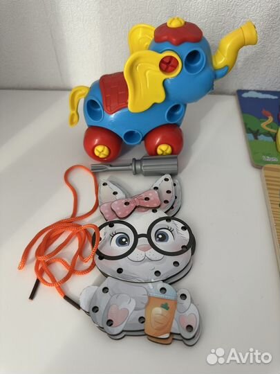 Развивающие игрушки для малышей