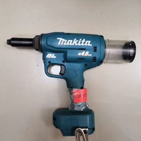 Заклепочник Makita DRV150Z