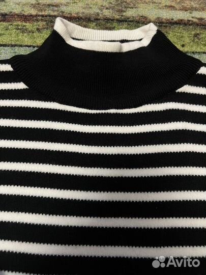 Свитер женский