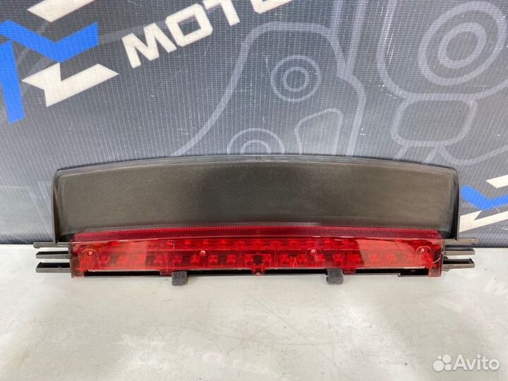 Стоп-сигнал Audi A6 C6 BDW 2004