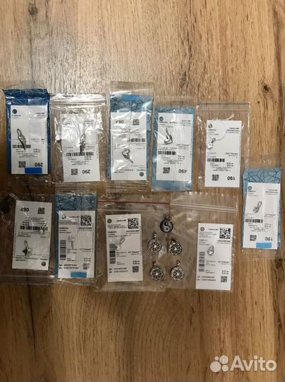 Серебряные подвески новые