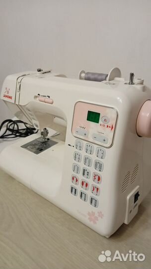 Швейная машинка janome DC 4030