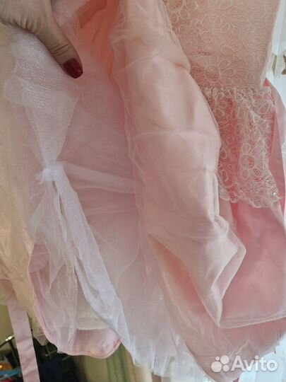 Нарядное платье для девочки