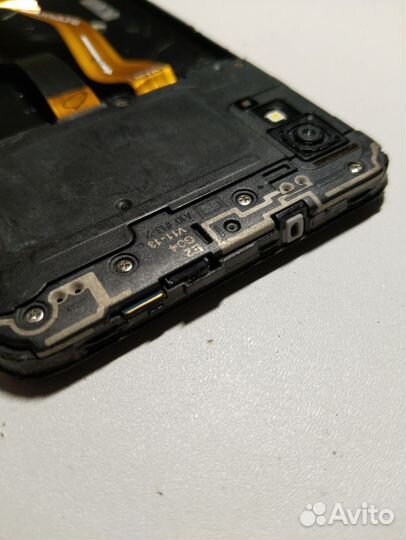 Samsung Galaxy A10, 2/32 ГБ