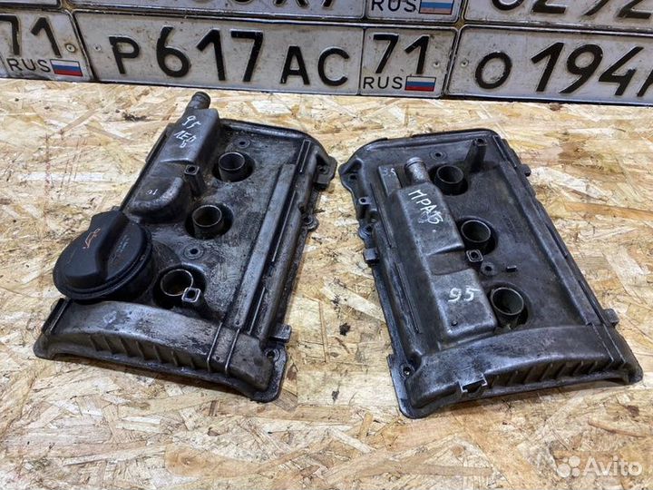 Клапанная крышка Skoda Superb 2.8 2002