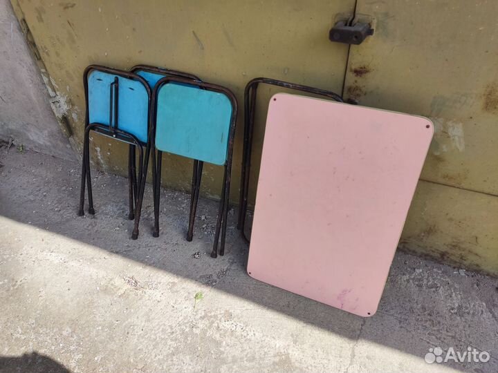 Стол и стулья туристические