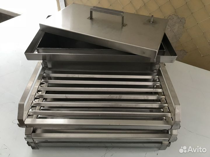 Мангалы, коптильни, шампуры