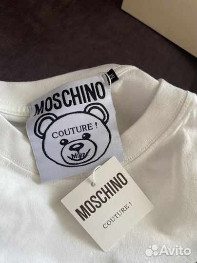 Love moschino подарок