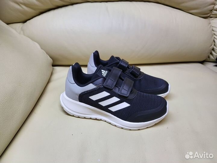 Кроссовки Adidas новые 34, 35, 37,38,39 и 40 р