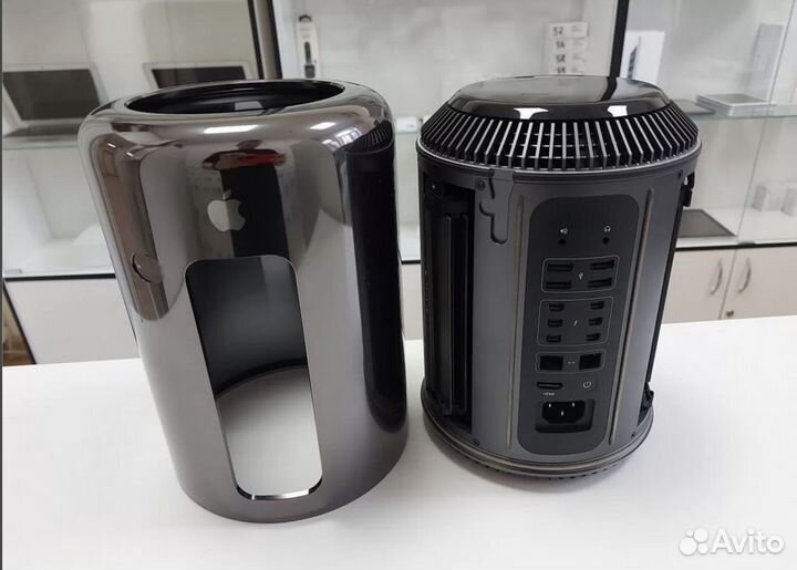 Mac Pro 6.1 (Late 2013) 3.7GHz 64 GB RAM