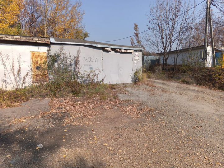 Гараж, > 30 м²