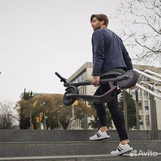 Электросамокат Ninebot KickScooter E22