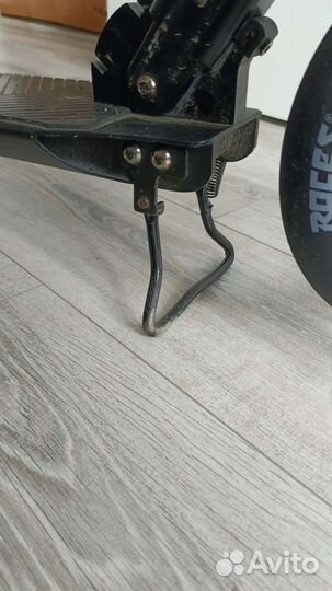 Самокат Roces 200 Disc,черный