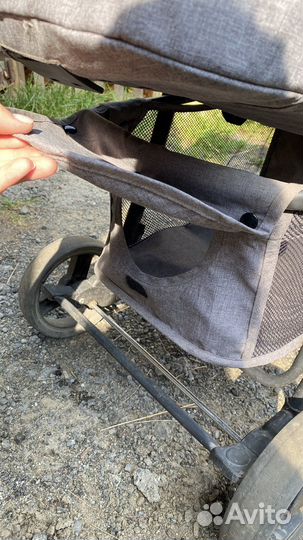 Прогулочная коляска