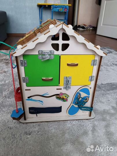 Бизиборд домик со светом