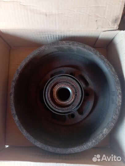 Барабаны задние и передние диски на Дастер