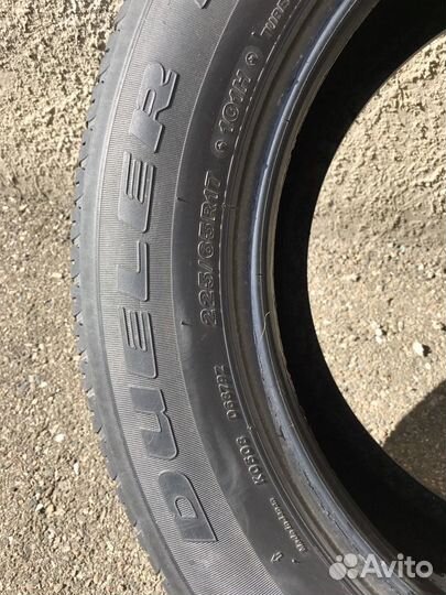 Bridgestone Dueler H/T 687 225/65 R17