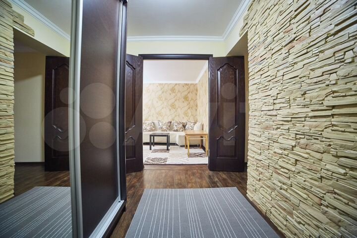 3-к. квартира, 101 м², 1/5 эт.