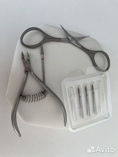 Оборудование для маникюра