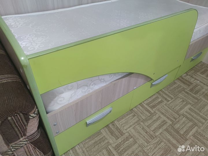 Детская кровать бу