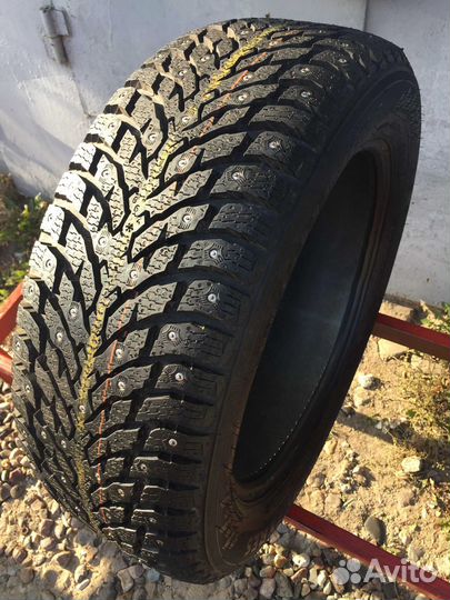 Nokian Tyres Hakkapeliitta 9 215/55 R17 99R