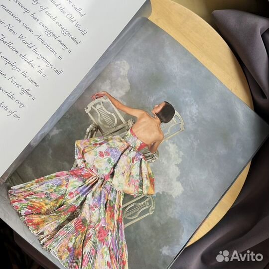 Винтажная книга о высокой моде., 1999 г