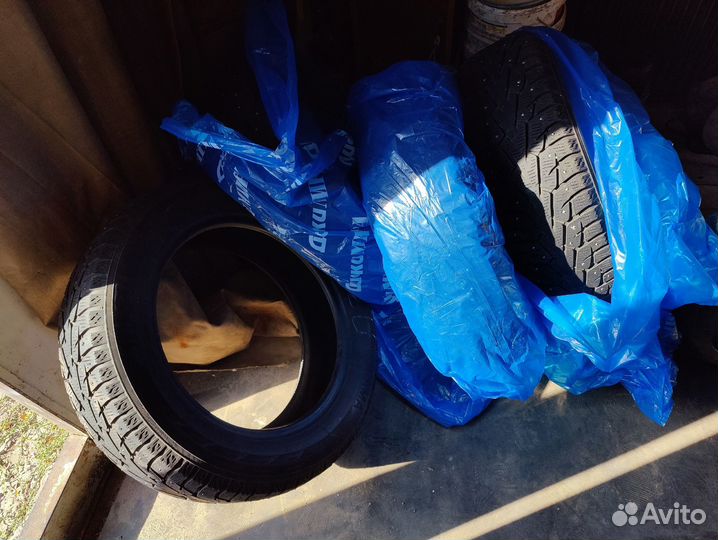 Yokohama Ice Guard IG55 215/60 R17 100