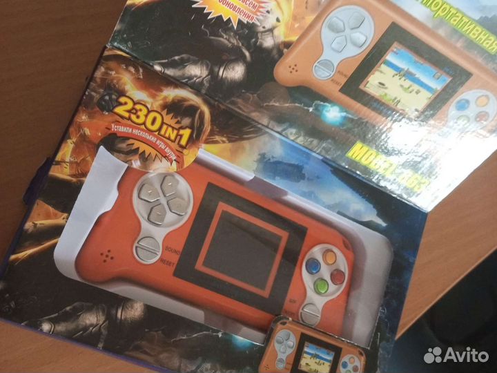Карманная портативная система с множество игр