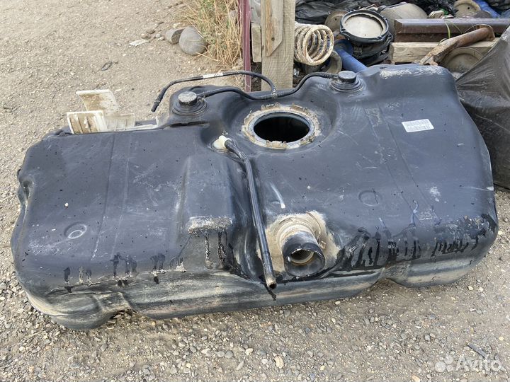 Пластиковый бак на калину