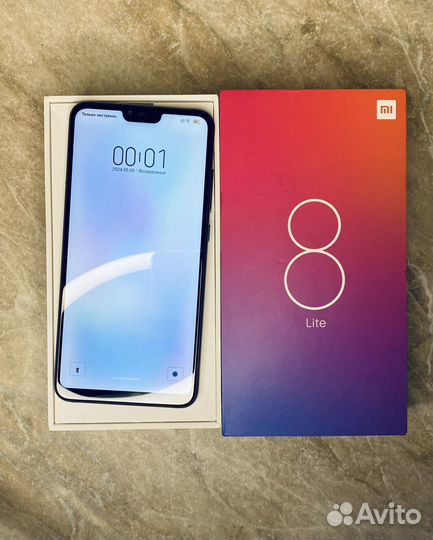 Xiaomi Mi 8 Lite, 4/64 ГБ