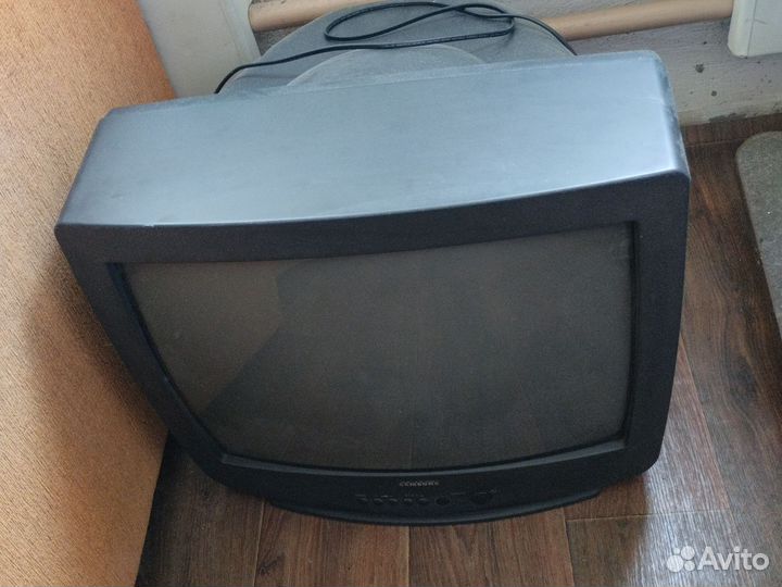 Телевизор samsung
