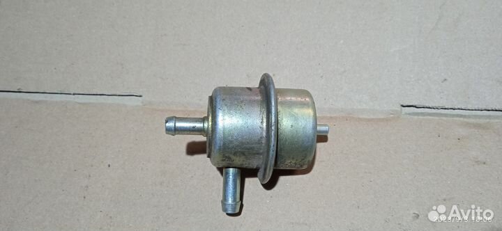 Регулятор давления топлива Opel Vectra a, omega a