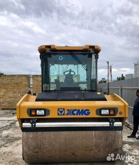 Дорожный каток XCMG XD143, 2023