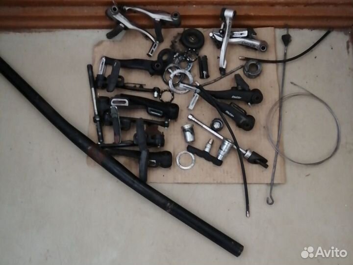 Запчасти к горному велосипеду разные