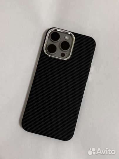 Карбоновый чехол iPhone 15 pro