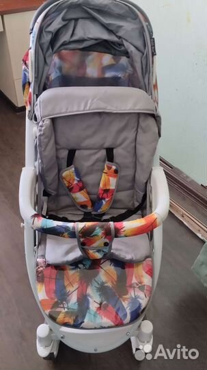 Прогулочная коляска