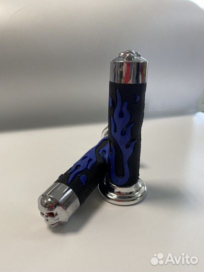 Грипсы fire skull blue 5211