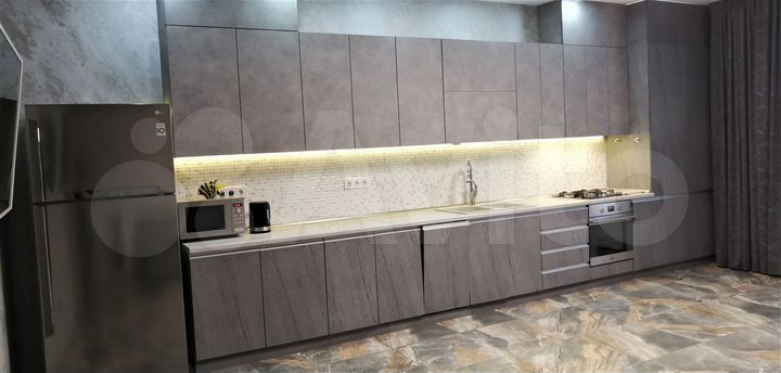 2-к. квартира, 76,3 м², 4/4 эт.