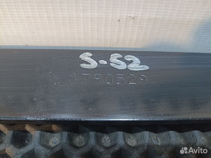 Кронштейн радиатора Scania 5-series