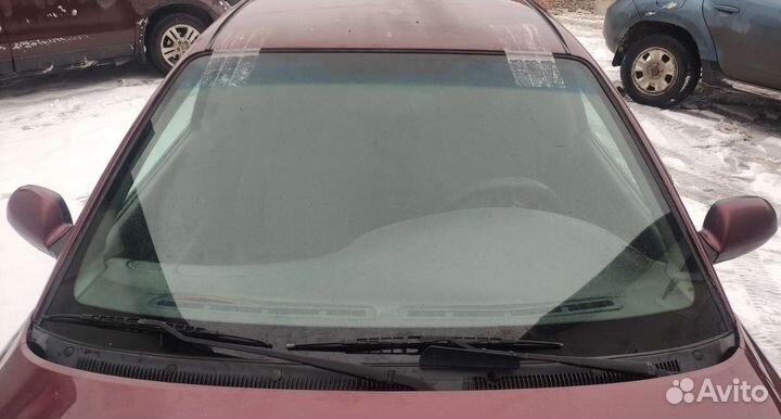 Лобовое стекло Kia Spectra / Shuma / Sephia