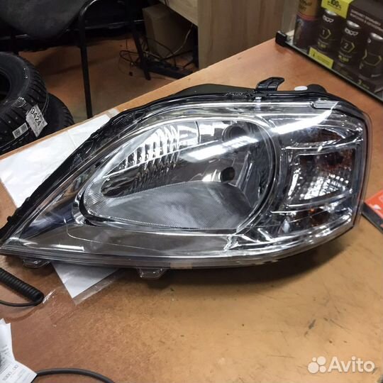 Фара правая renault logan логан